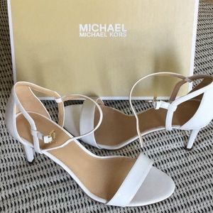 Michael Kors Simone mid sandal